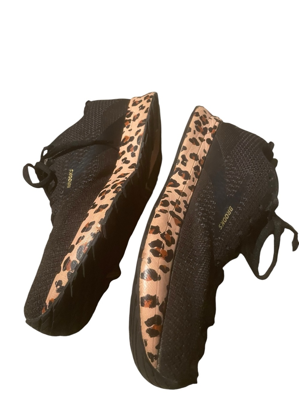 Brooks Revel size 8.5 Black Knit Women' tennis shoes with Leopard Accents - Picture 2 of 4